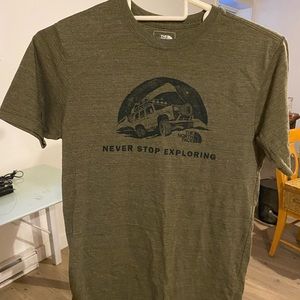 Thé North Face t-shirt slim fit, size small